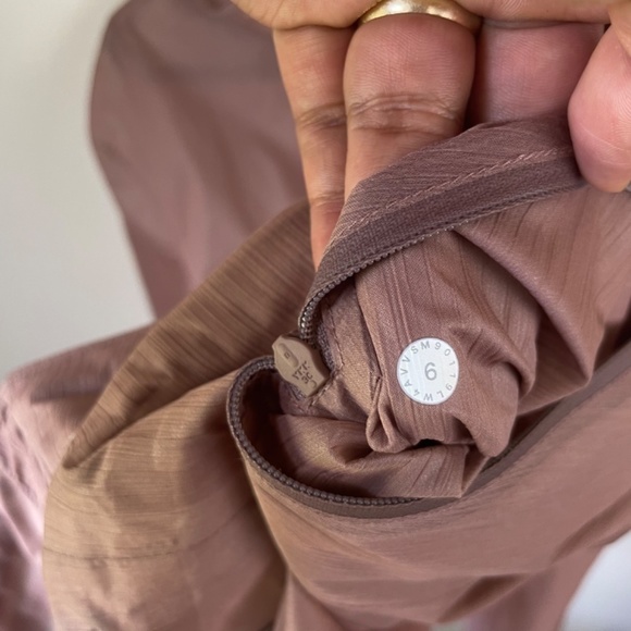 Lululemon Sheer Joy Jacket - Picture 11 of 12